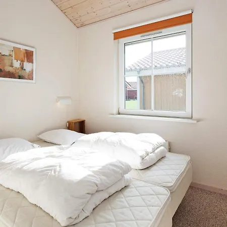 Holiday Lxi Holiday home Grasten